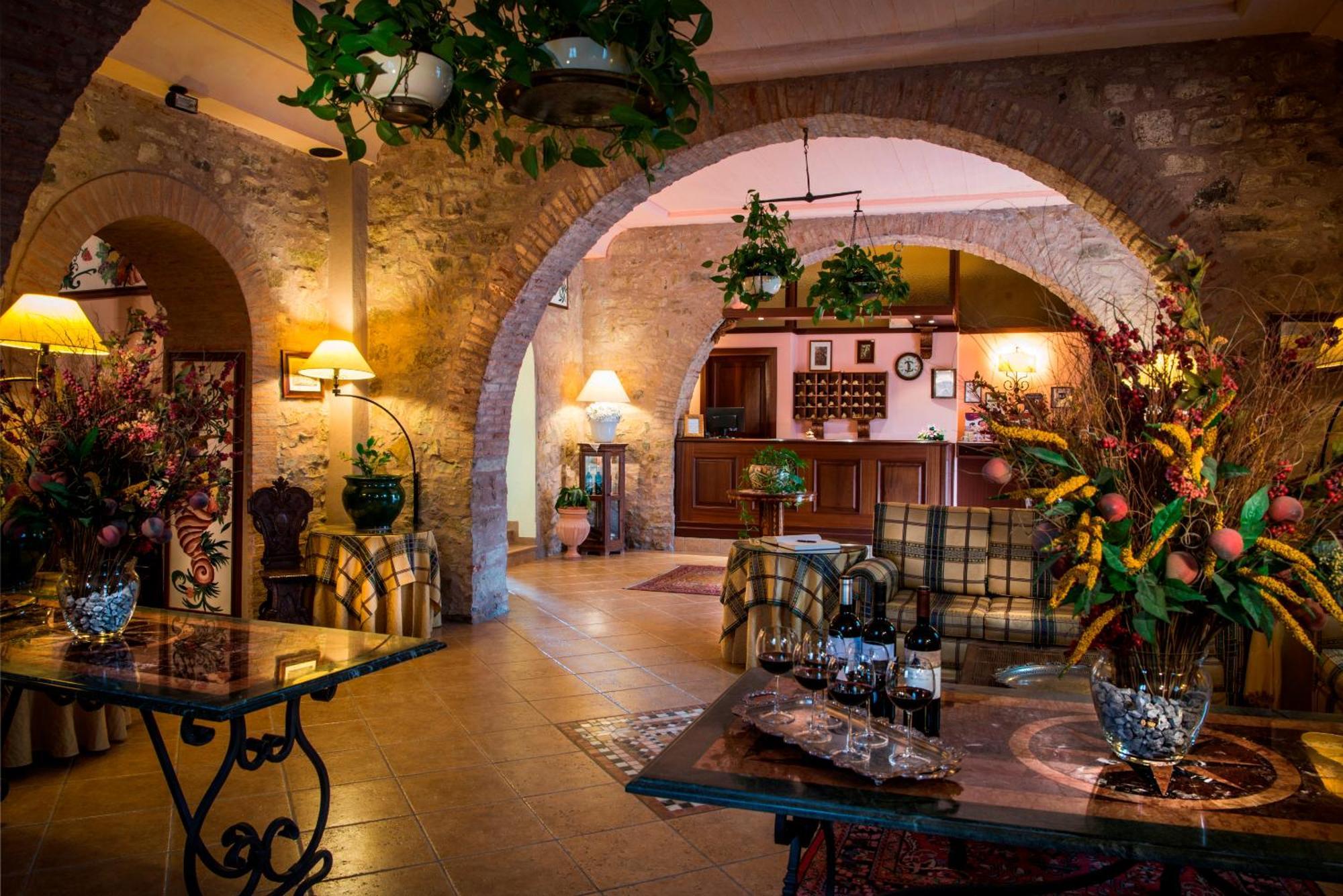 Relais Abbazia Santa Anastasia Resort & Winery Castelbuono  Luaran gambar